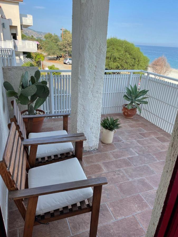 The Greek' House Διαμέρισμα Bova Marina Εξωτερικό φωτογραφία